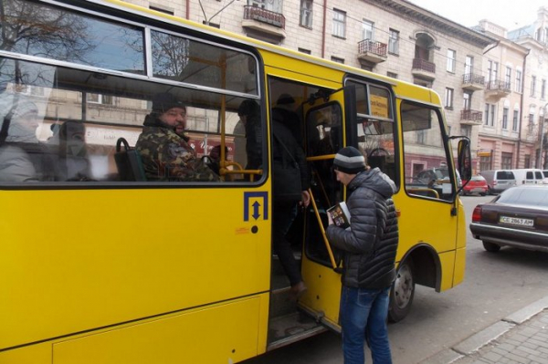 Клічук підвищив вартість проїзду у чернівецьких маршрутках до 9 гривень