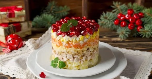 Салат з яловичиною та гранатом. Рецепт дня