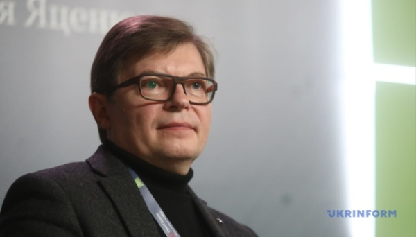 Для вступу до Євросоюзу Україна має відповідати критеріям демократії попри війну – заступник посла ЄС