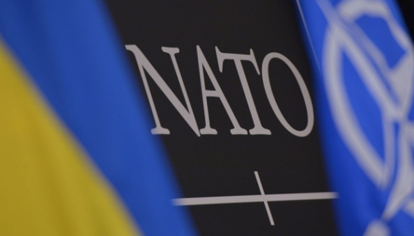 Кулеба і Столтенберг скоординували позиції перед засіданням Ради Україна-НАТО у квітні