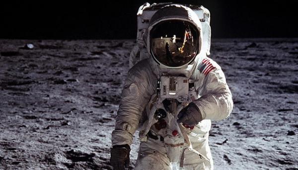 Білий дім доручив NASA створити стандарт часу для Місяця – Reuters