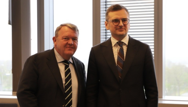 Кулеба обговорив із главою МЗС Данії першочергові потреби у військовій допомозі