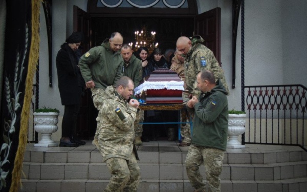 Назавжди 27: на Буковині попрощалися із захисником Ілле́ю Хажіу