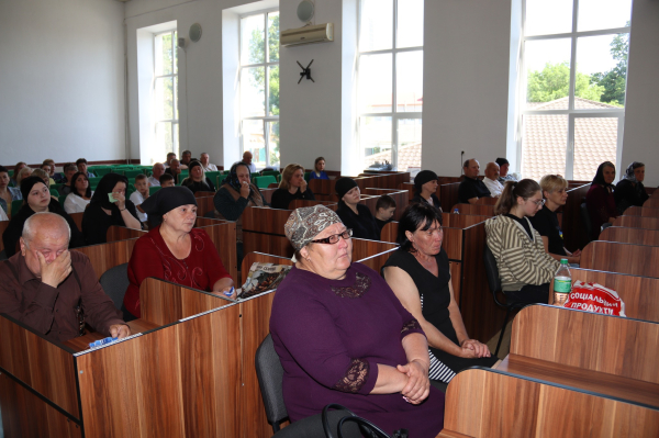 У міській раді відбулось вручення державних нагород та відзнак «Почесний громадянин Сокирянщини» родинам загиблих захисників України
