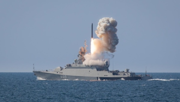Росія вивела у Чорне море носій «Калібрів», загальний залп – до чотирьох ракет