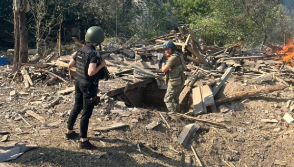 Росіяни вдарили КАБами по селу на Харківщині, загинув чоловік