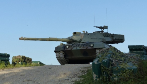 Сухопутні війська випробовують отримані від партнерів танки Leopard 1A5