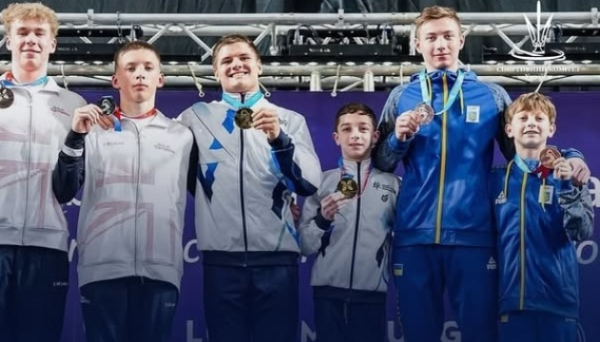 Українці виграли «срібло» та три «бронзи» на старті Євро з акробатики