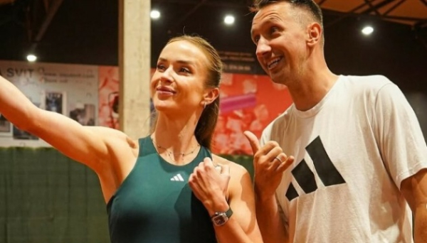 Світоліна та Стаховський провели тенісний майстер-клас для дітей у Житомирі