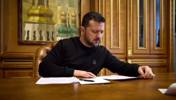 Президент підписав указ про скорочення бюрократичних процедур і негайний аудит держвидатків