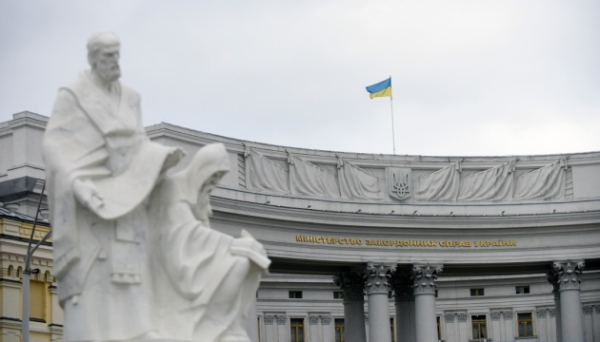МЗС України засуджує «вояж» послів Бурунді, Гвінеї та Чаду до окупованого Криму