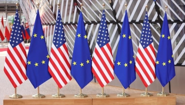 ЄС готує 30% мита на товари зі США, якщо сторони не укладуть угоду – Bloomberg