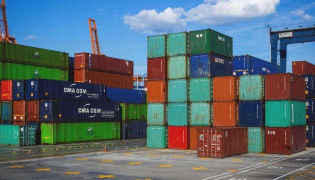 Україна за 8 місяців скоротила експорт товарів на 4,3% – Держстат