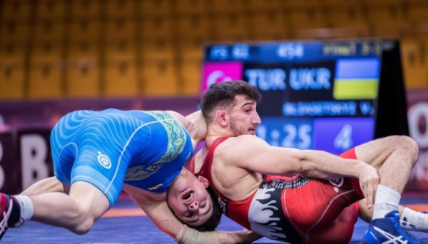 Розпочався Кубок України з вільної боротьби та чемпіонат – з греко-римської