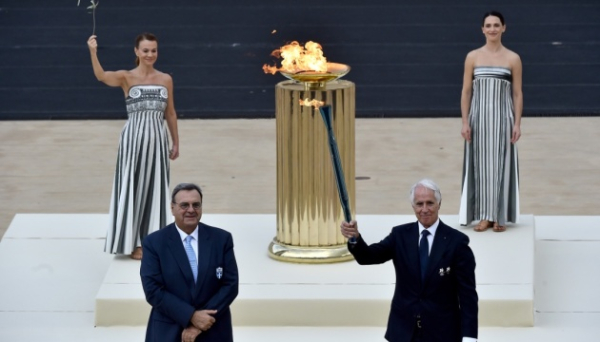 Італія прийняла естафету олімпійського вогню для Зимових ігор у Мілані