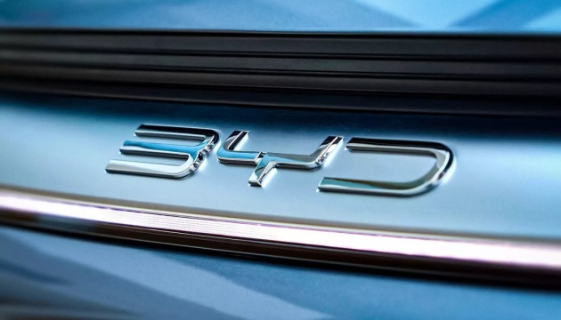 Китайський BYD обігнав Tesla на ринку електромобілів