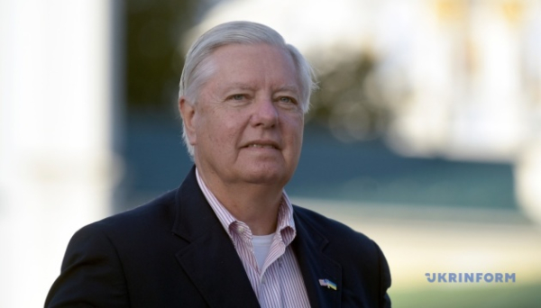 Сенатор Грем закликав Китай припинити підтримувати Мадуро та купувати нафту в Путіна