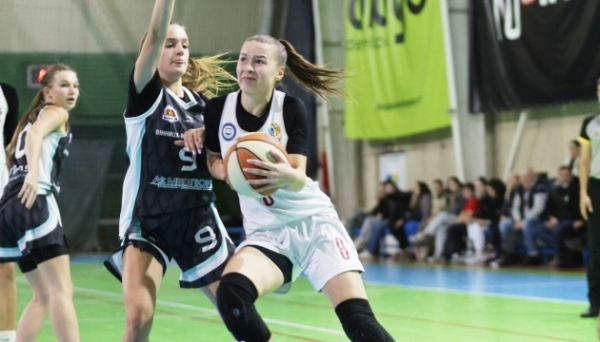 Баскетболістки «Франківська» здобули розгромну перемогу у Вінниці