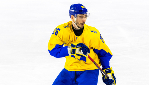 Віктор Захаров – найкращий хокеїст України у 2025 році